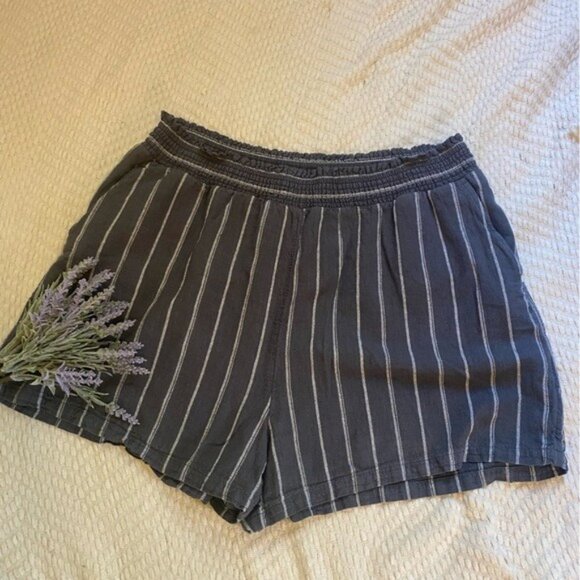 Universal Thread Blue & White Striped Linen-Blend Shorts Women's Size L - Picture 6 of 6